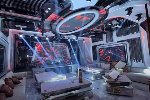 泰安哪有KTV招聘模特?选择优质平台比努力更重要